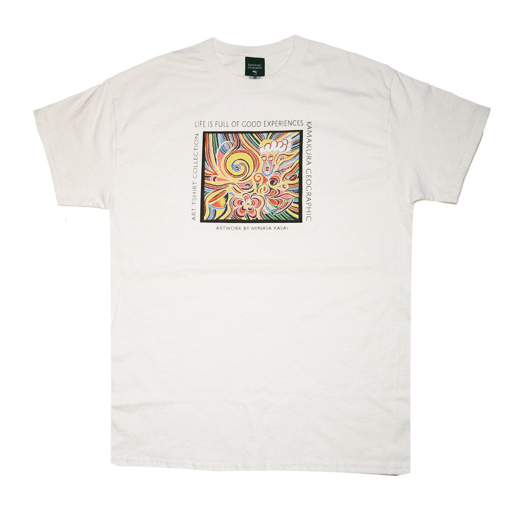 鎌T-Shirts アートセレクション Life is full of good experience / Artist : Minasa Kasai ハンドライティングアート ベルリンアーティスト