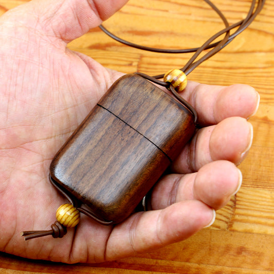 メモリーイン SDカードが収まる 紫檀の印籠 Rocks Motion ロックスモーション