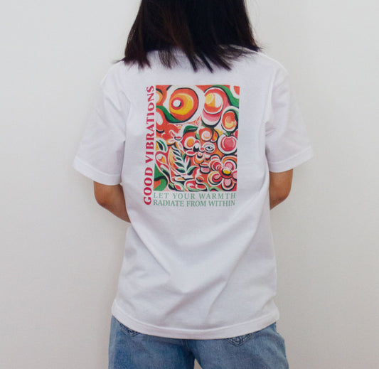鎌T-Shirts アートT-Shirts/ Good Vibrations  グッドバイブレーションズ  Artist : Minasa   ハンドライティングアート　ベルリンアーティスト