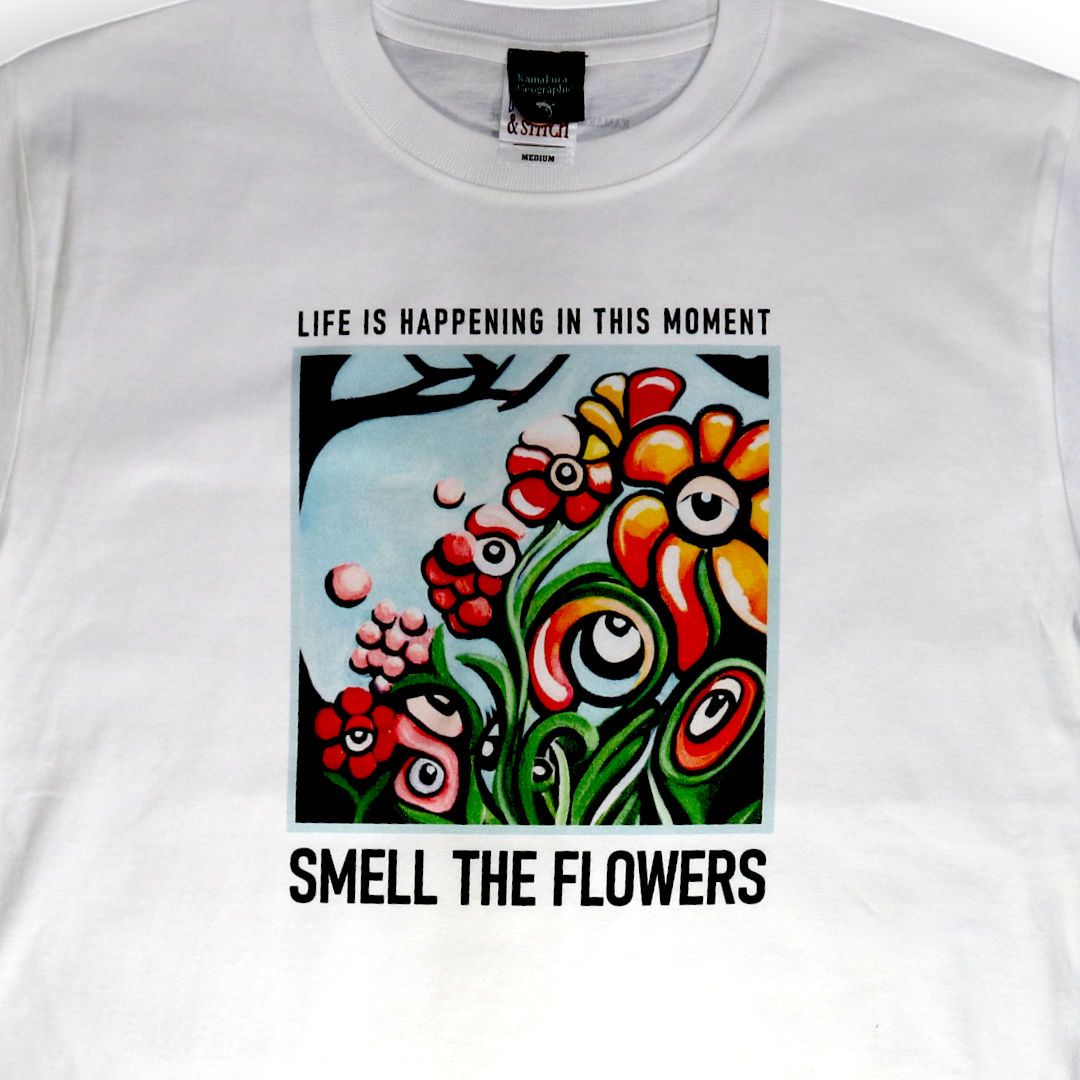 鎌T-Shirts アートT-Shirts/  Smell the flowers 花の匂い  Artist : Minasa   ハンドライティングアート　ベルリンアーティスト